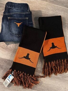 University of Texas Longhorns Knit Scarves + Jeans (28) Bundle ~ Pristine!